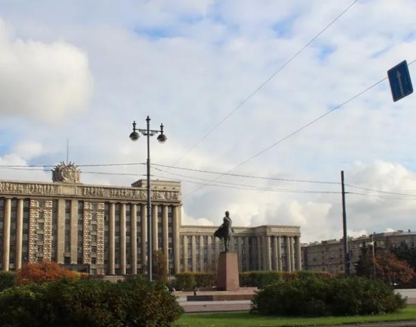 Репортаж: Орлиный размах ЖК «Граф Орлов»
Репортаж: Орлиный размах ЖК «Граф Орлов»