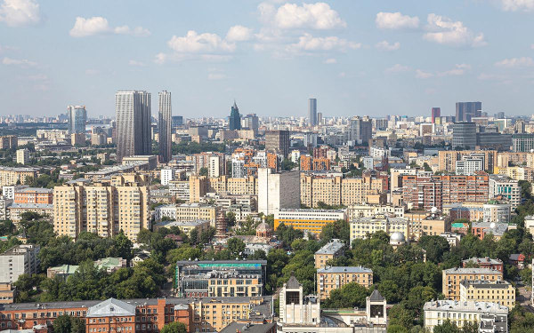 
                    Вторичное жилье в миллионниках не подорожало, несмотря на рост спроса
                